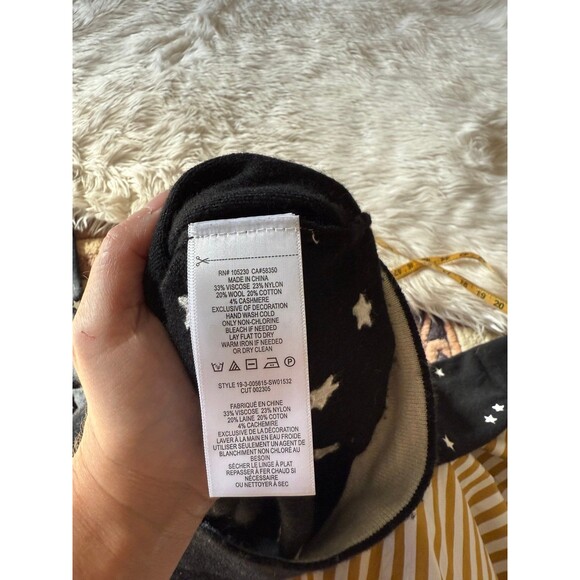 Equipment Sweater - Picture 11 of 11